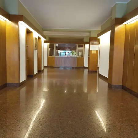 Caligola Bed & Breakfast 2*