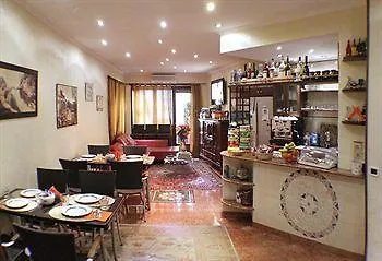 Caligola Bed and Breakfast 2*